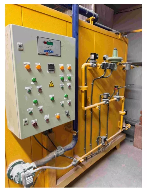 FOUR GAZ JET SOLARGIL HCFJ 1168 LITRES (49 - Montrevault sur Evre)