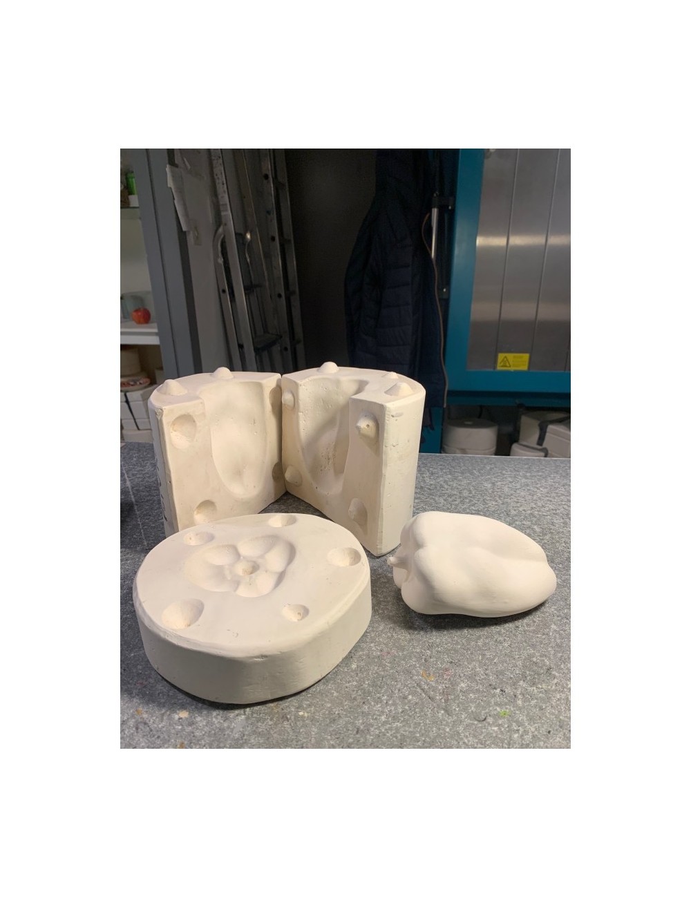 MOULES DE COULAGE pour barbotine - Bergerac (24)