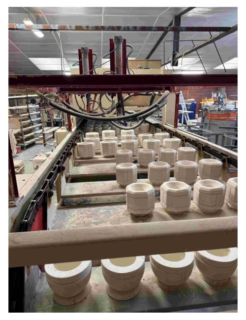 MACHINE À COULER AVEC 42 BALANCELES ET SON CARROUSEL (49 - Montrevault sur Evre)