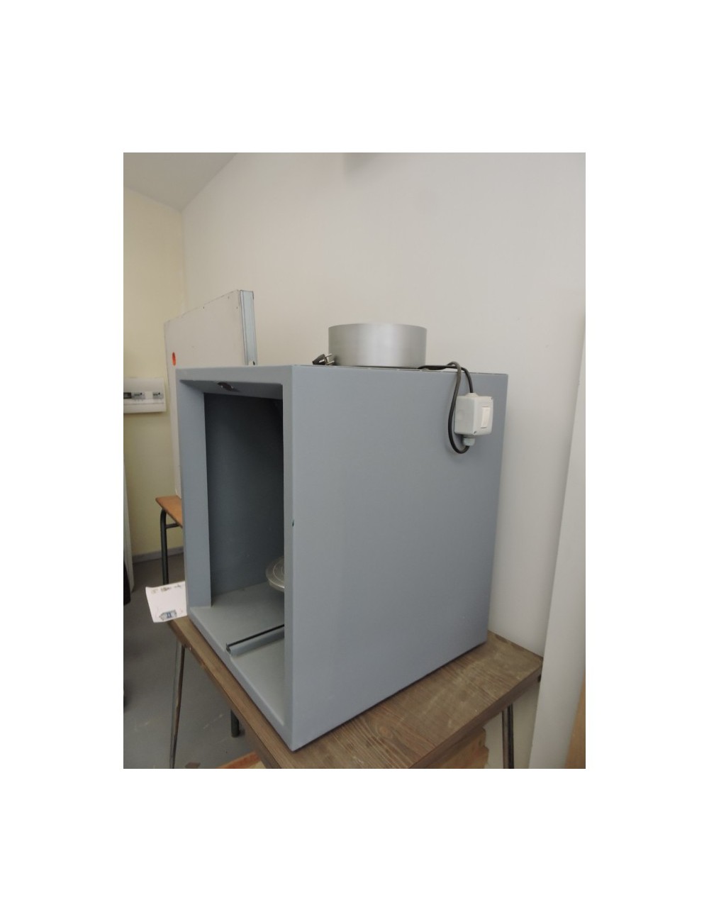 CABINE D'ÉMAILLAGE (10 - Arcis-sur-Aube)