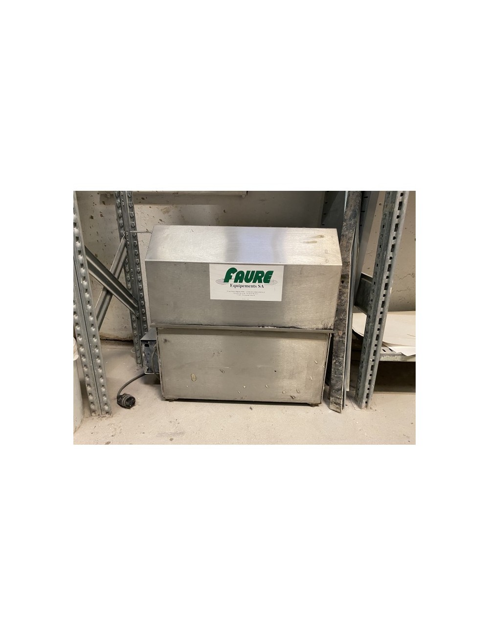 BROYEUR À JARRES, marque Faure (Paris - 03)