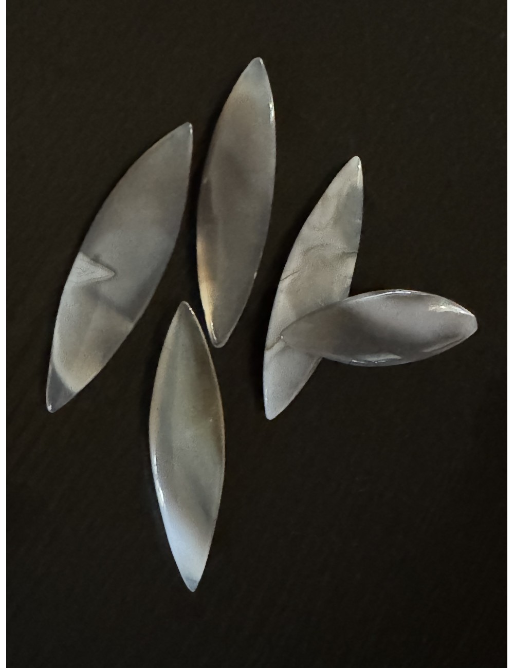 LOSANGE EN AGATE POLISSAGE 75X21MM