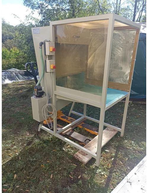 CABINE D'ÉMAILLAGE avec rideau d'eau et aspiration (30 - Lasalle)