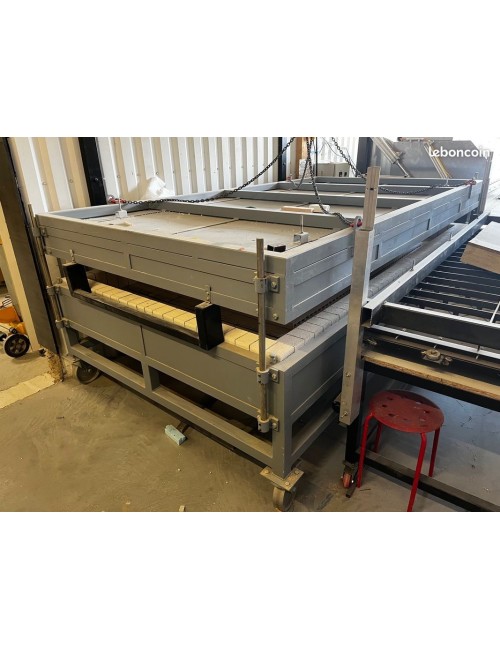 FOUR industriel à Pluneret (56)