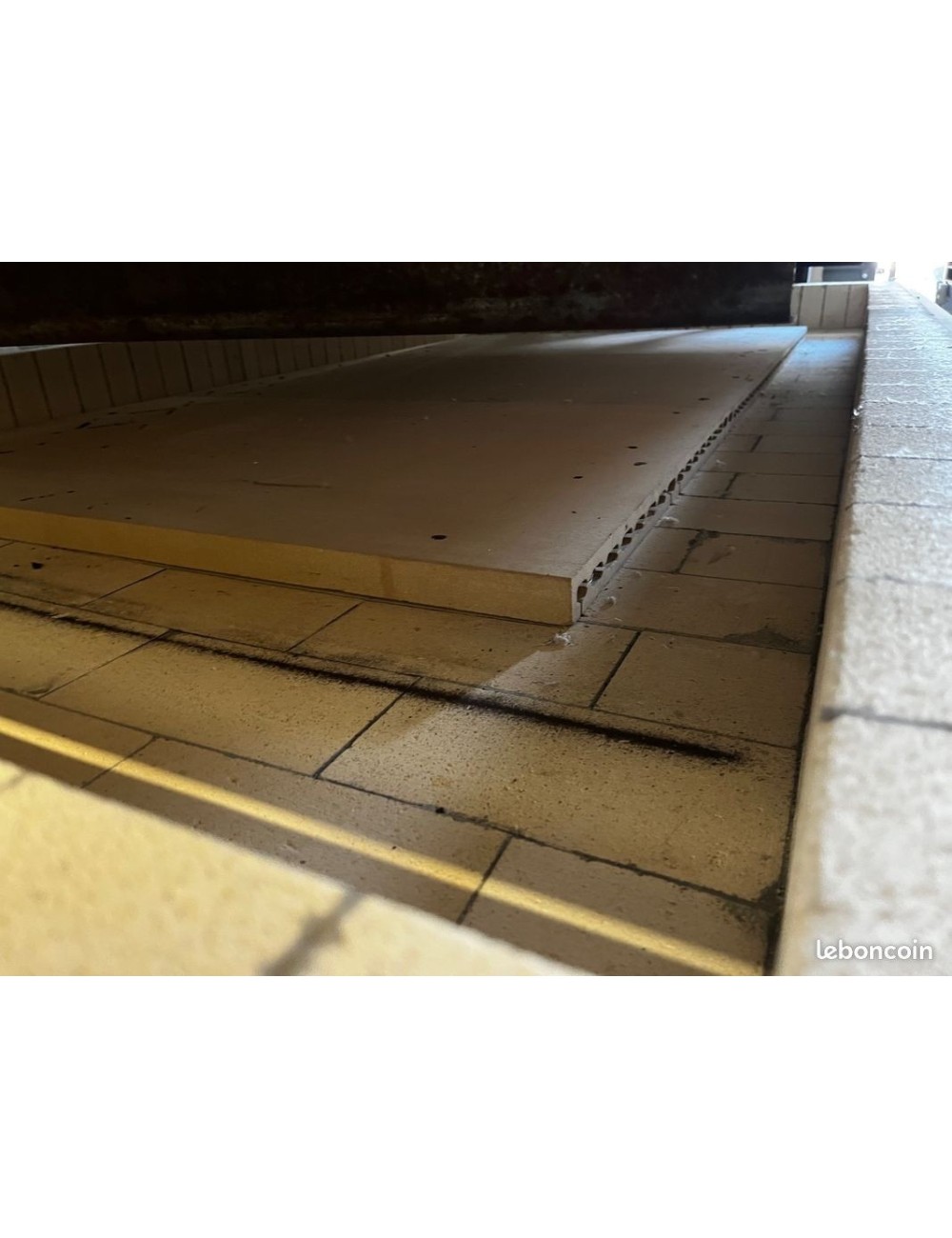 FOUR industriel à Pluneret (56)