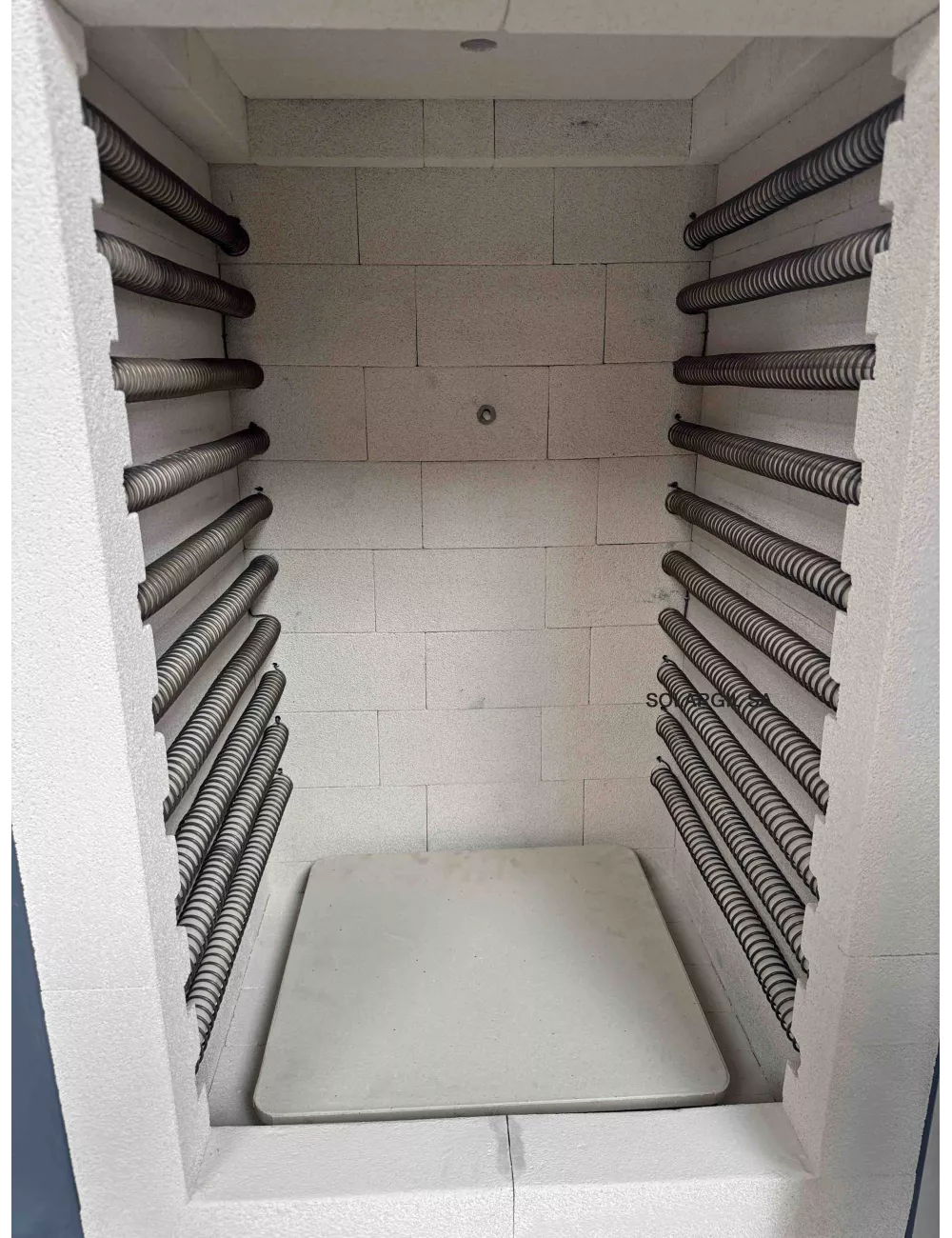 FOUR RSH200 L- 3 FACES CHAUFFANTES 1320°C